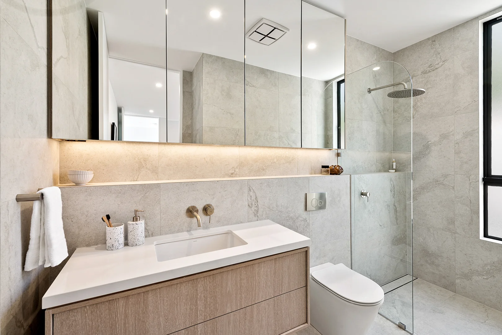 Additional image 16 of Villa A/56 Kangaloon Road, Bowral NSW 2576