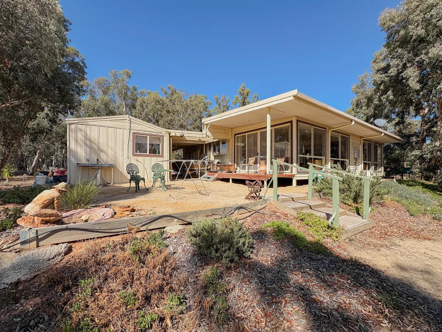 11 Whirlpool Lane, Murrabit VIC 3579