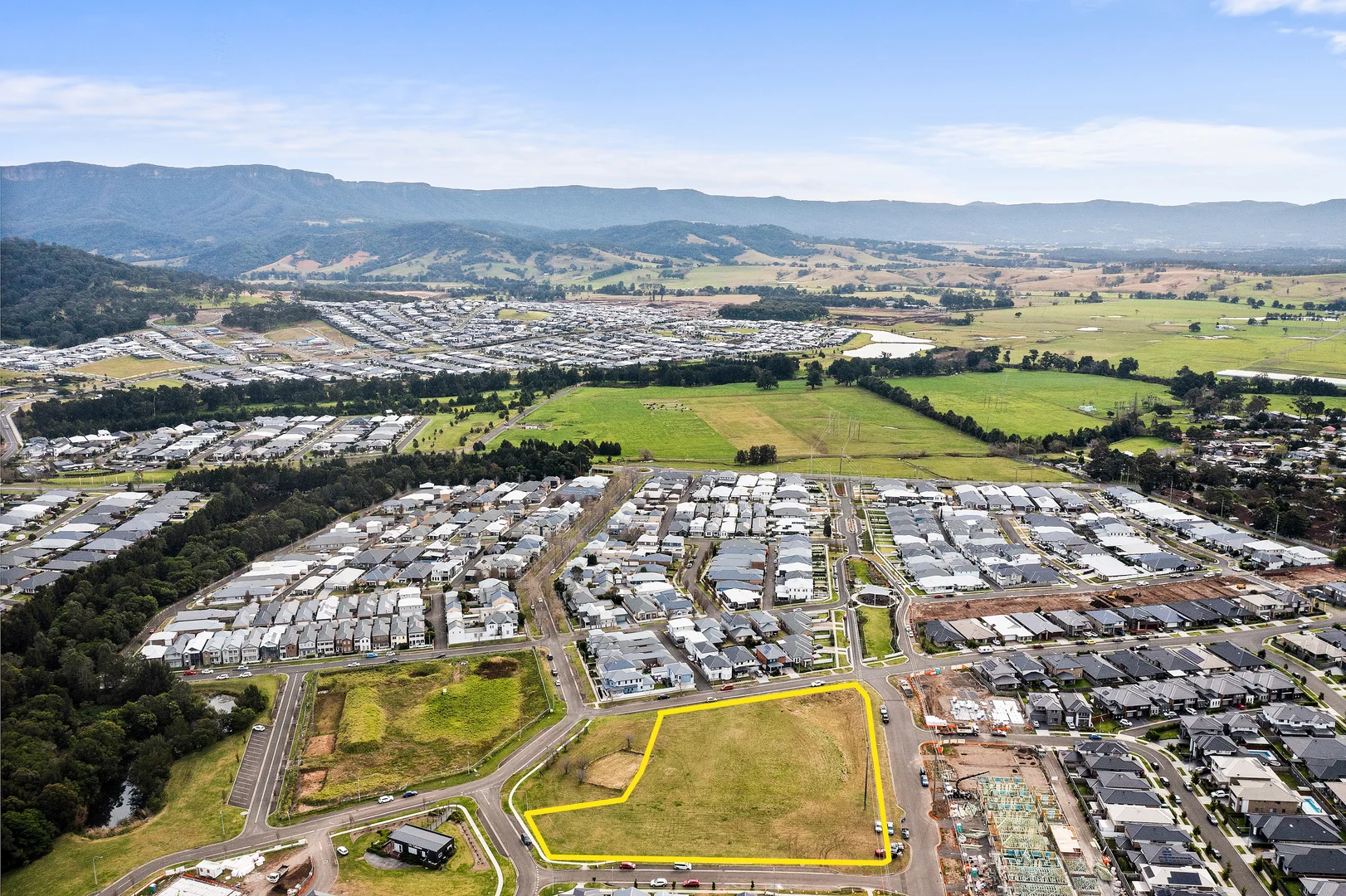 Additional image 5 of 60 Balmoral Parade, Tullimbar NSW 2527