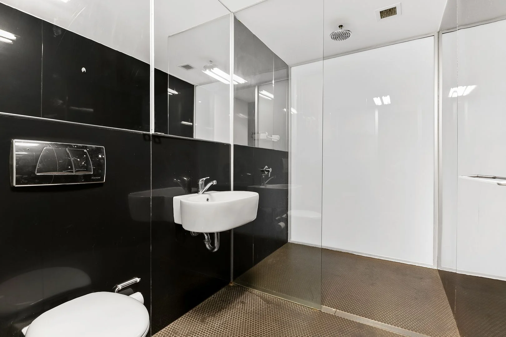 Additional image 4 of 303/144-150 Liverpool Street, Darlinghurst NSW 2010