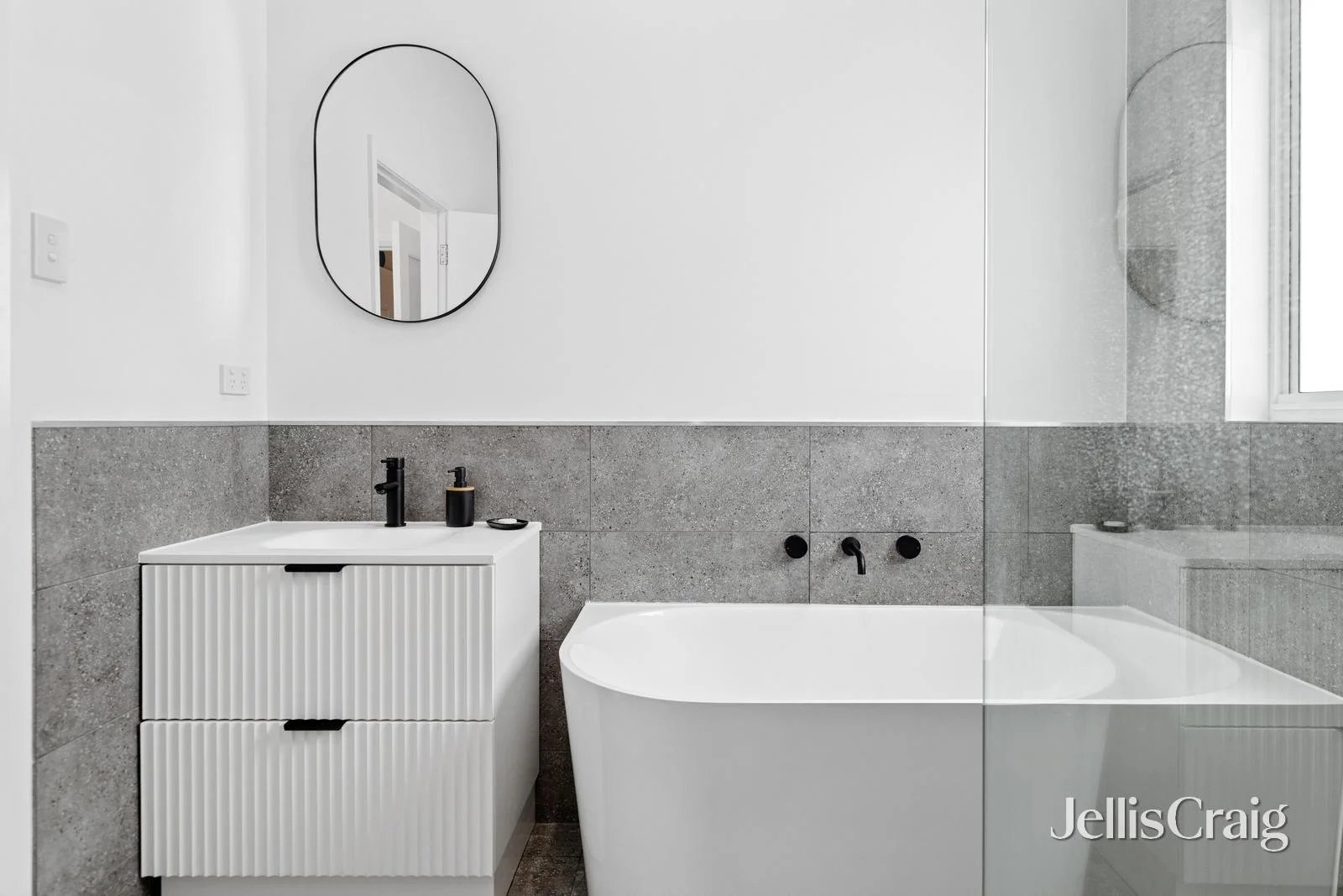 Additional image 16 of 206 Pleasant Street South, Newington VIC 3350