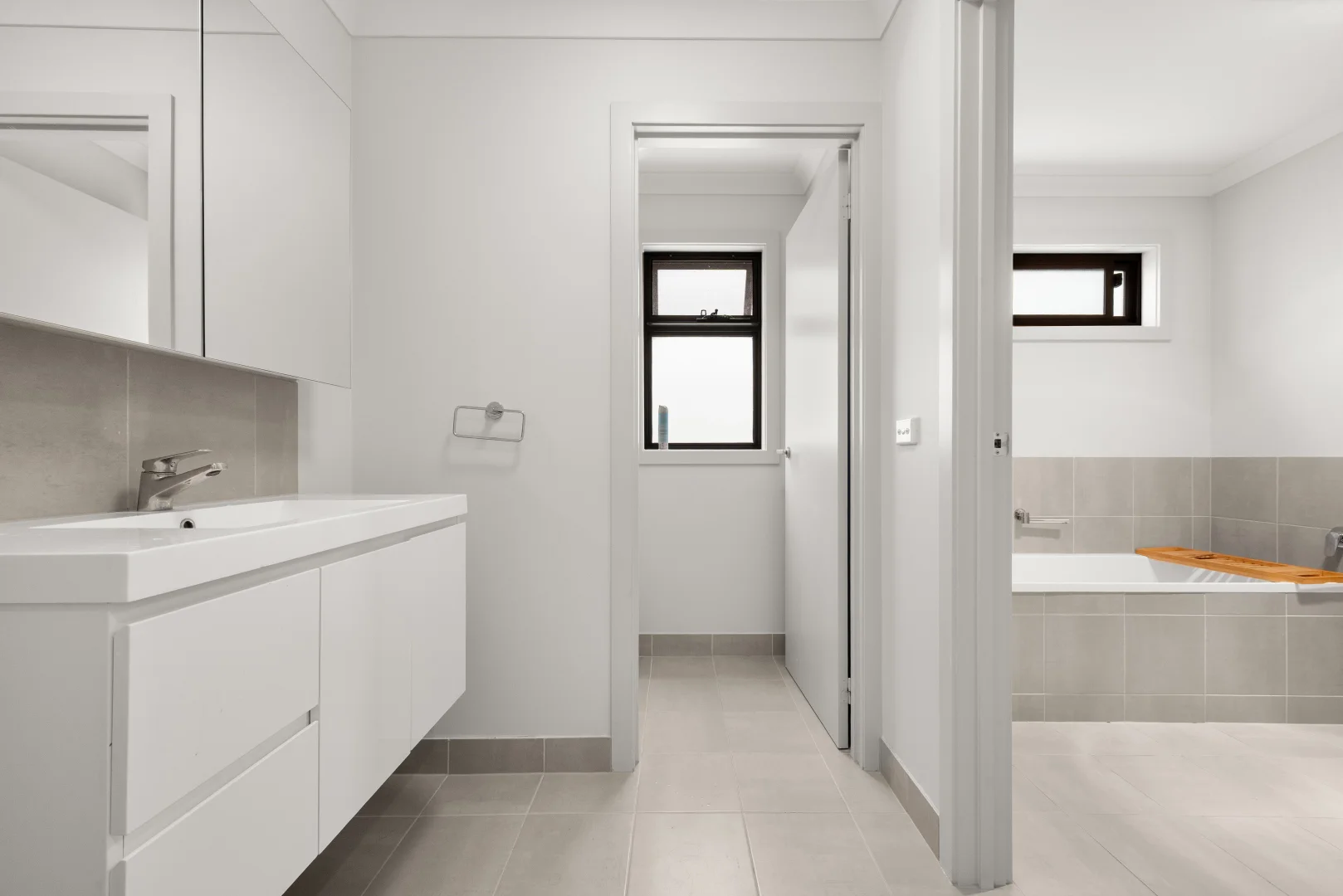 Additional image 12 of 33 Hedditch Court, Strathnairn ACT 2615