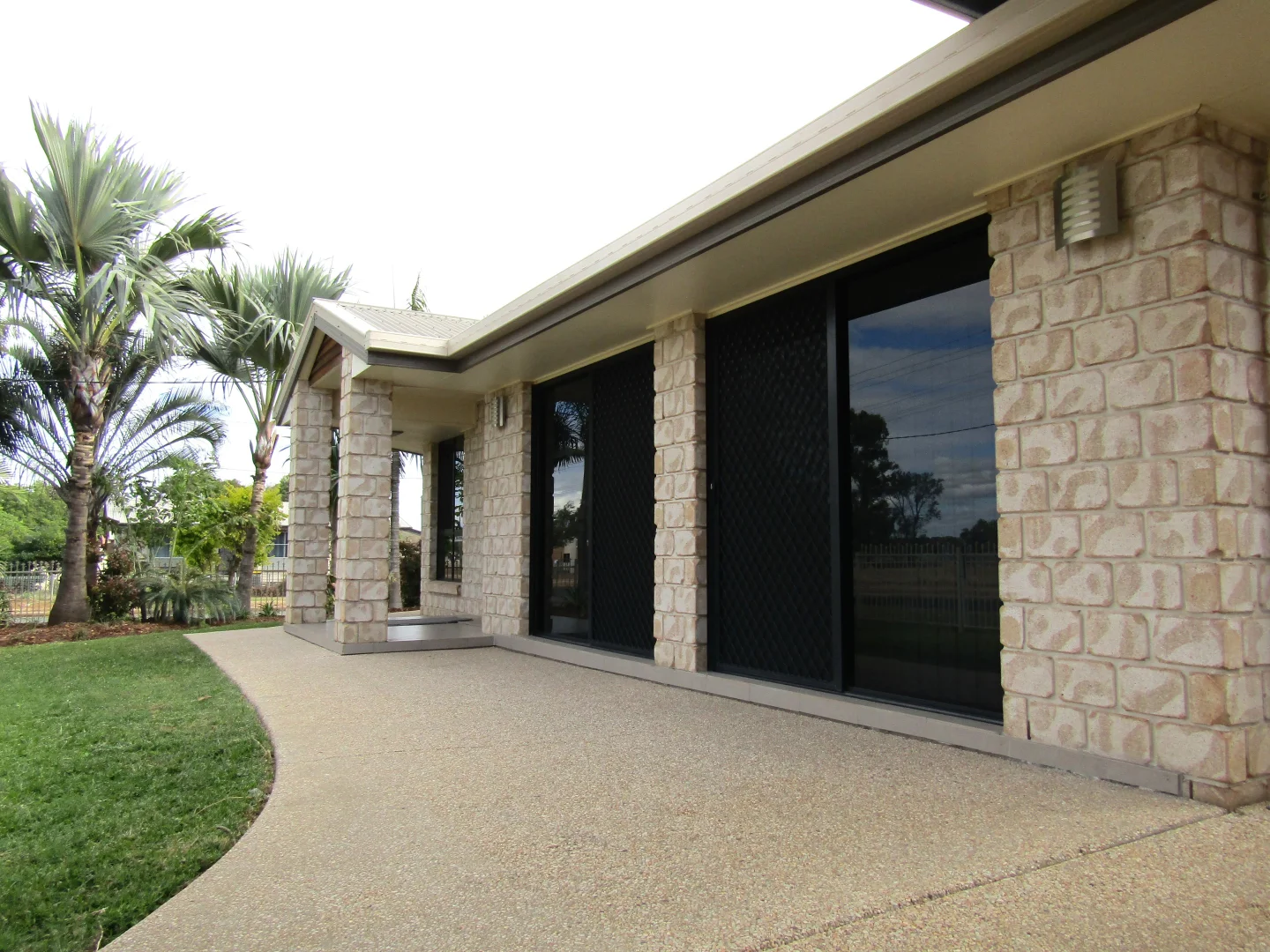 Additional image 2 of 36 Wey Street, Blackwater QLD 4717