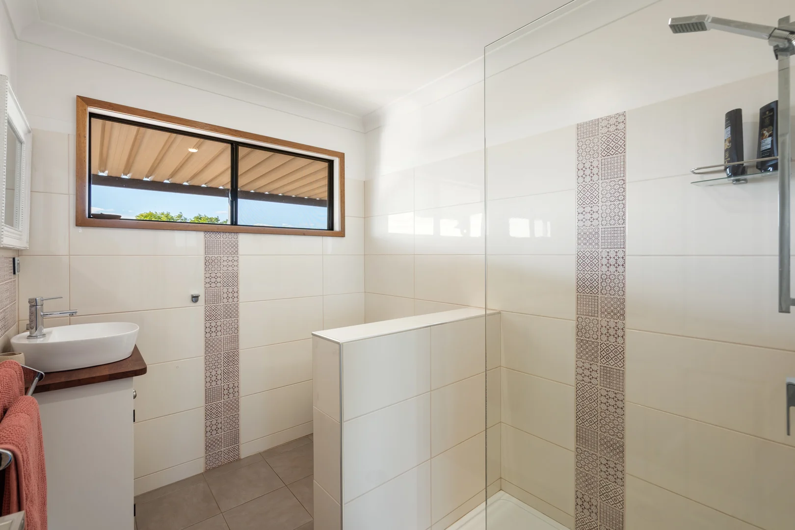 Additional image 14 of 'Figtree Country Retreat' - 70 Petersen Road, Irongate QLD 4356