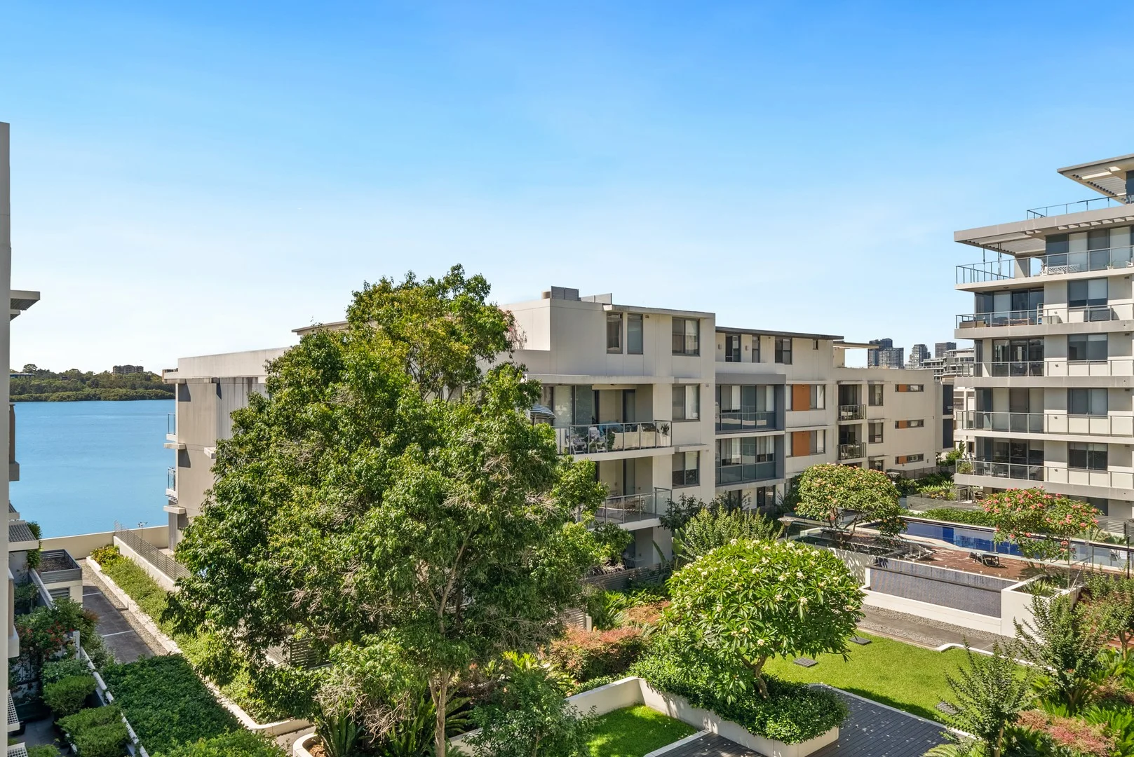 Additional image 2 of 410/16 Marine Parade, Wentworth Point NSW 2127