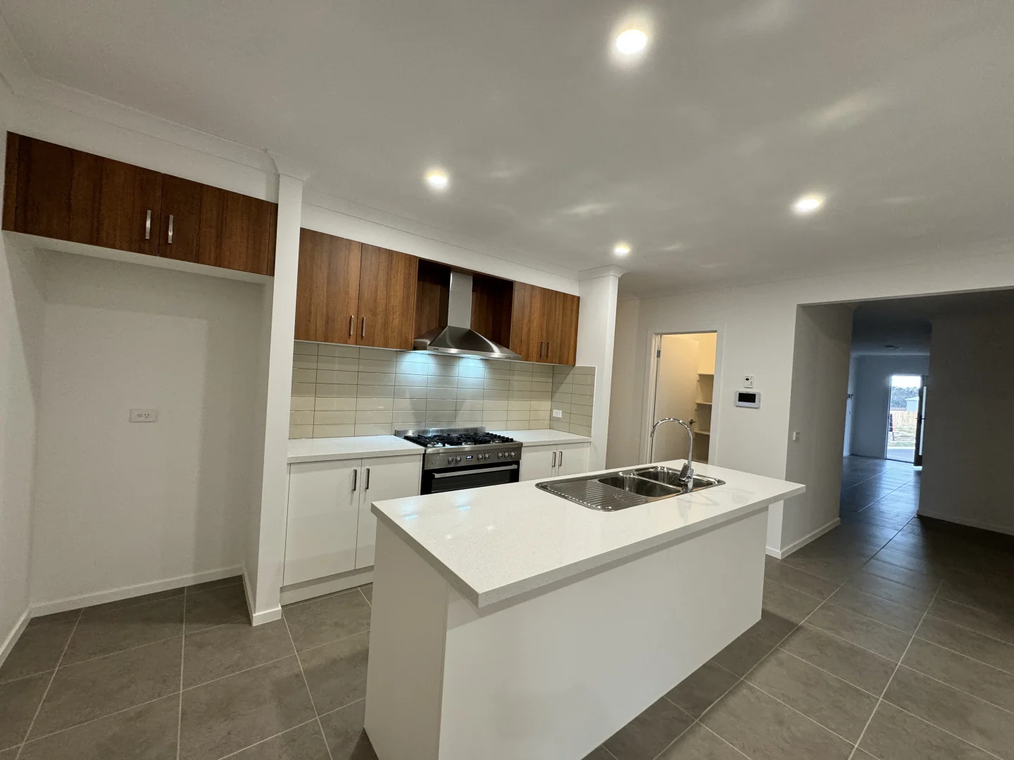 Additional image 9 of 28 Auburn Crescent, Bacchus Marsh VIC 3340