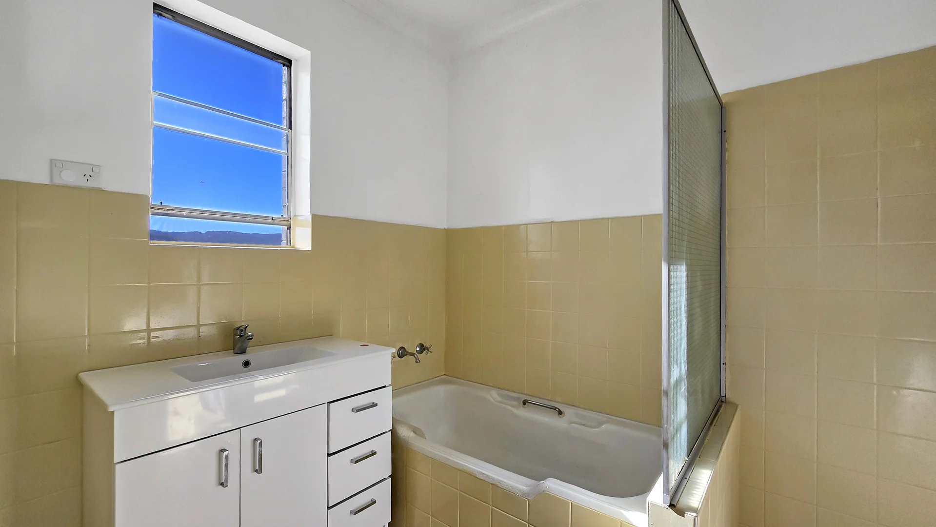 Additional image 9 of 2/10 Carrington Street, Queanbeyan NSW 2620