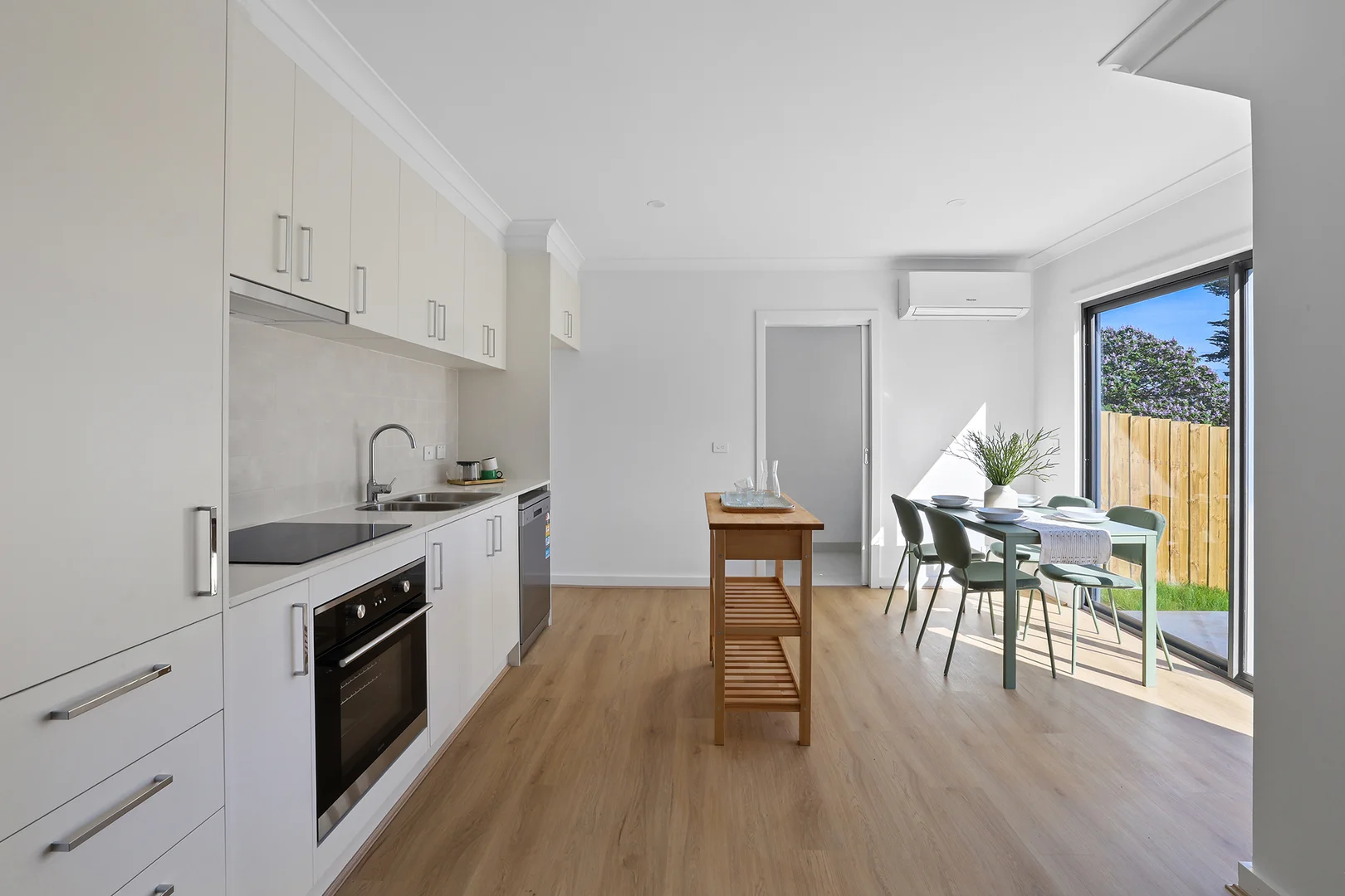 Additional image 2 of 7/10 Parkview Road, Drouin VIC 3818