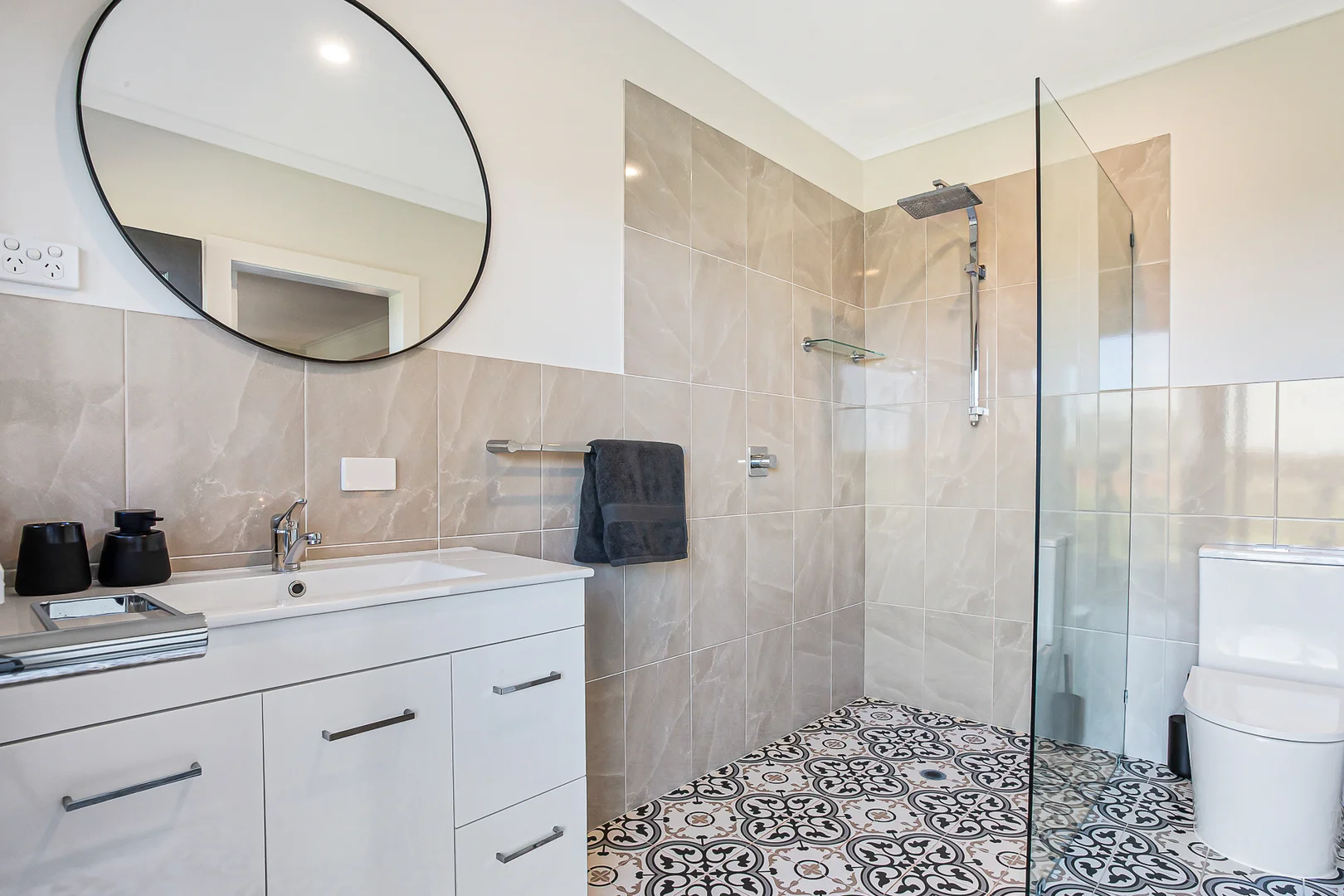 Additional image 9 of 6 Newton Rd, Robe SA 5276