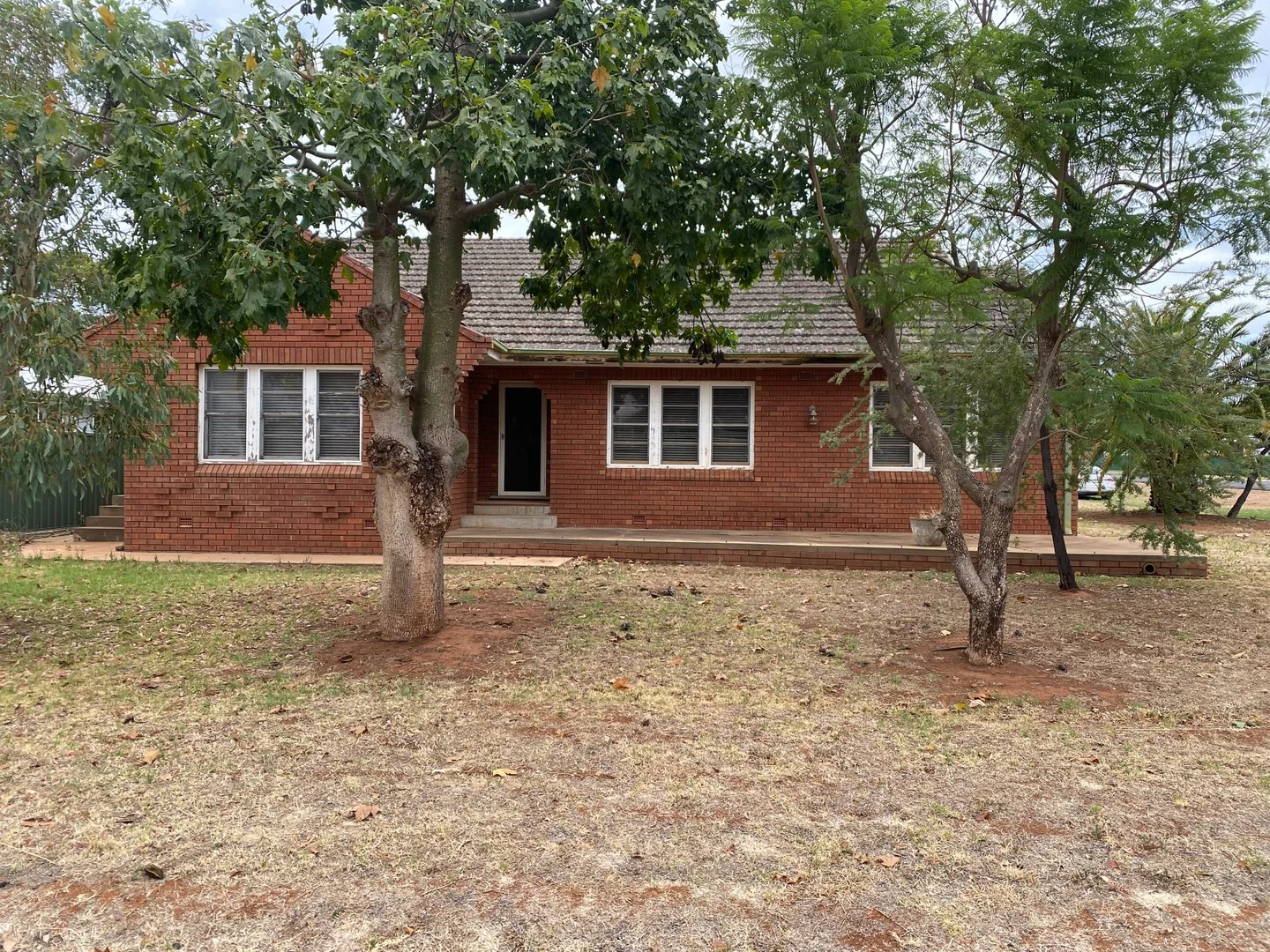 39 Boori Street, Peak Hill NSW 2869