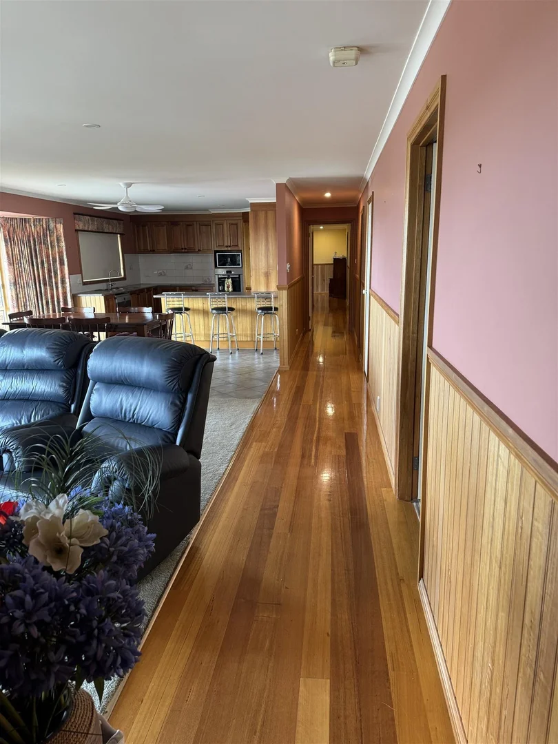 Additional image 6 of 22 Hatfield Drive, Drouin VIC 3818