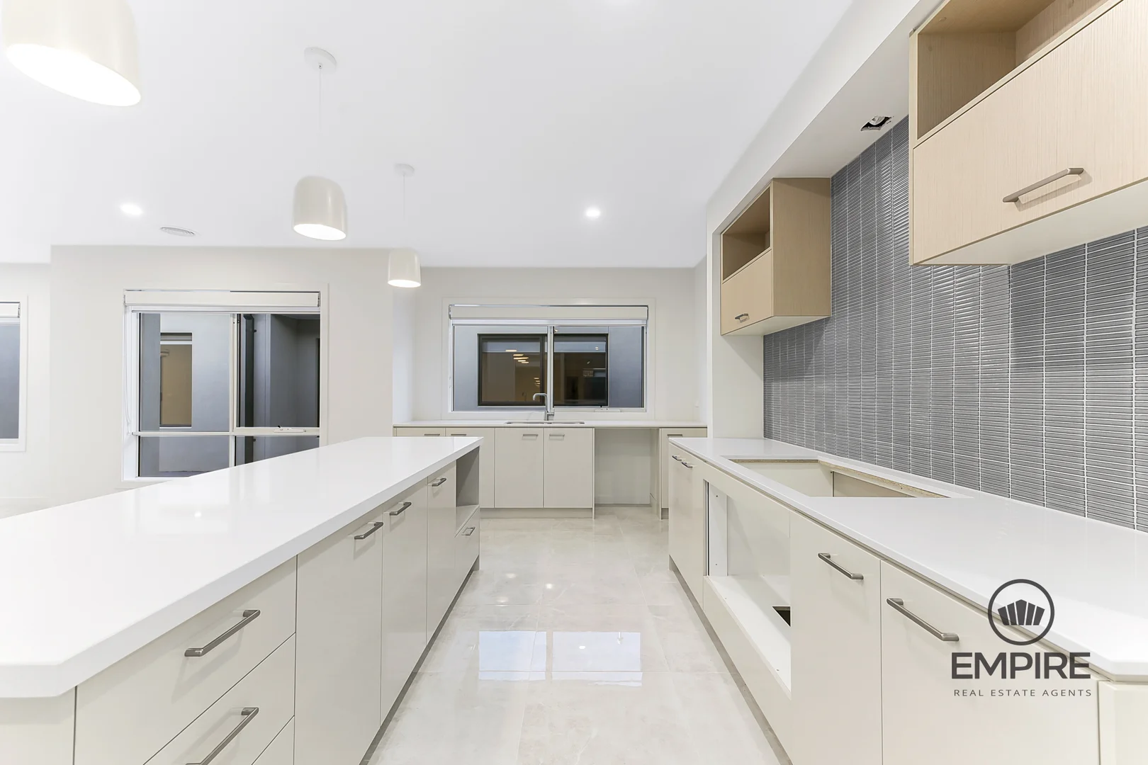 Additional image 3 of 142 Yeungroon Boulevard, Clyde North VIC 3978