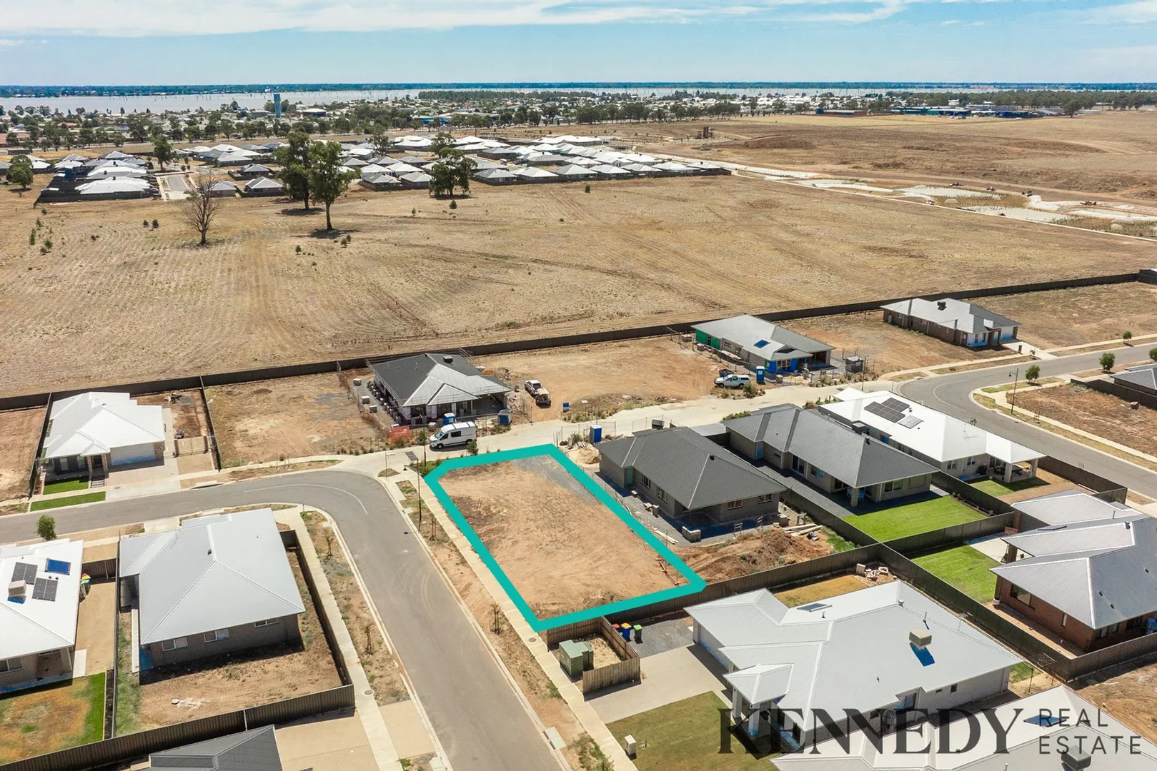 Additional image 2 of 43 Vineyard Circuit, Yarrawonga VIC 3730