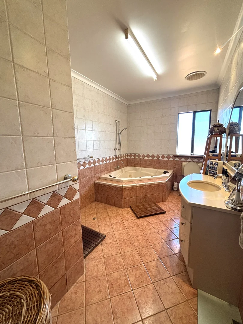 Additional image 30 of 563 & 561 Robinson Street, Carnarvon WA 6701