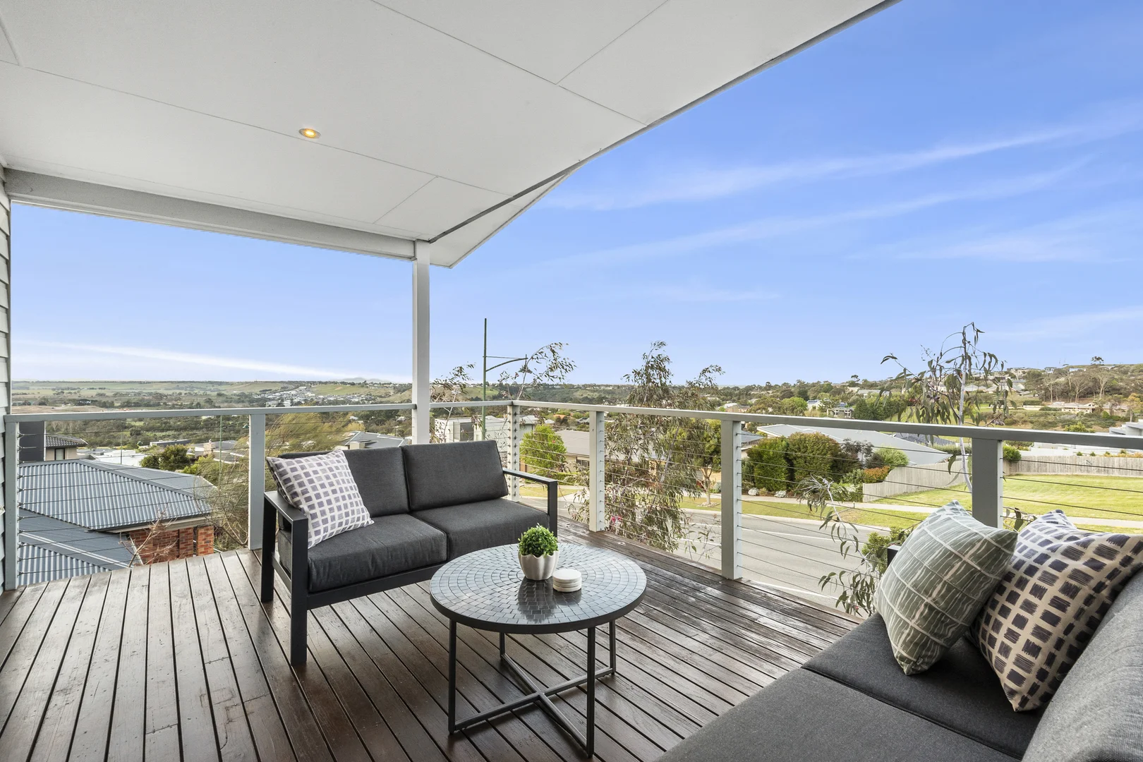 Additional image 13 of 63 Stoneleigh Crescent, Highton VIC 3216