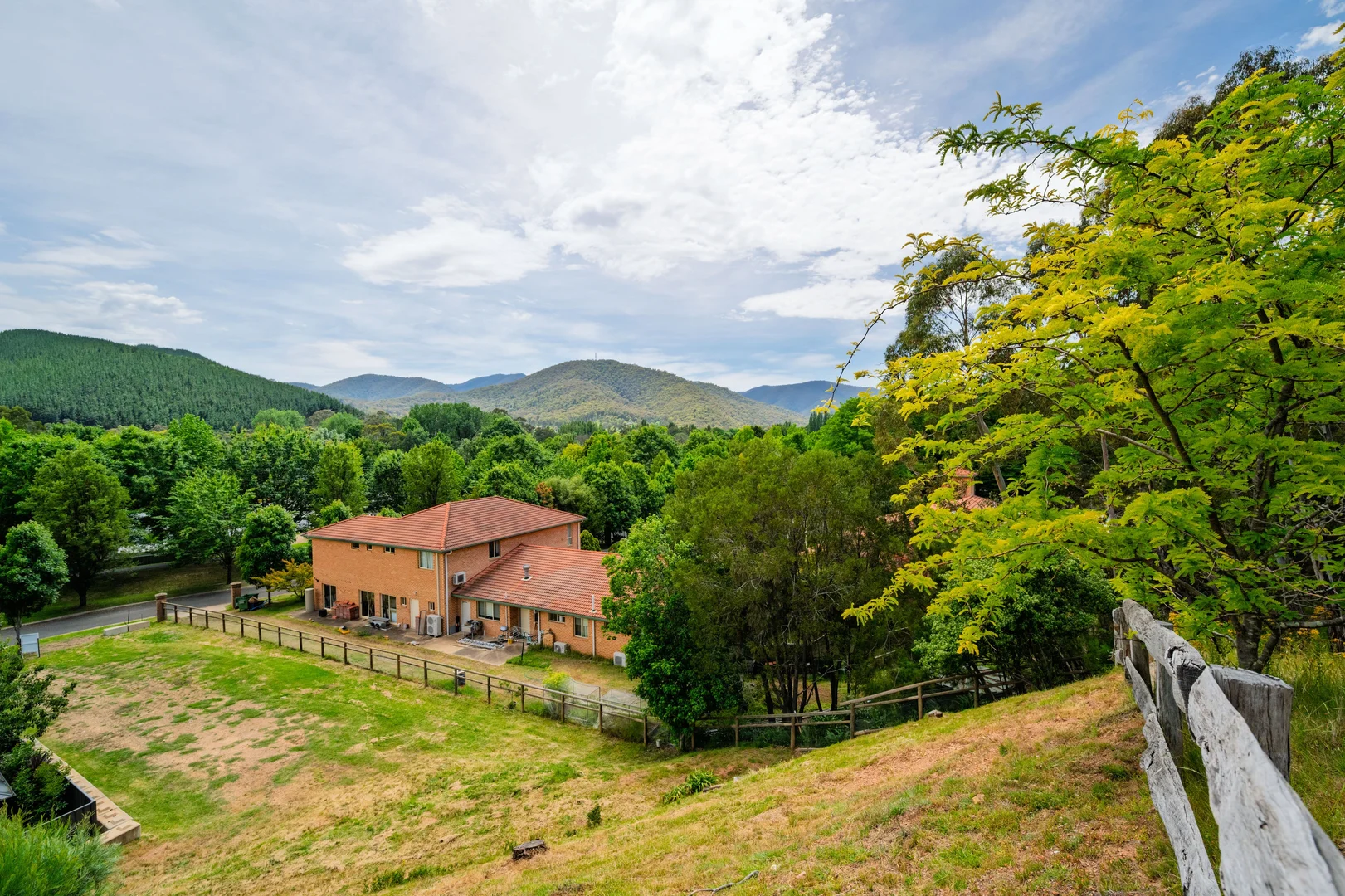 Additional image 25 of 3 The Track, Bright VIC 3741