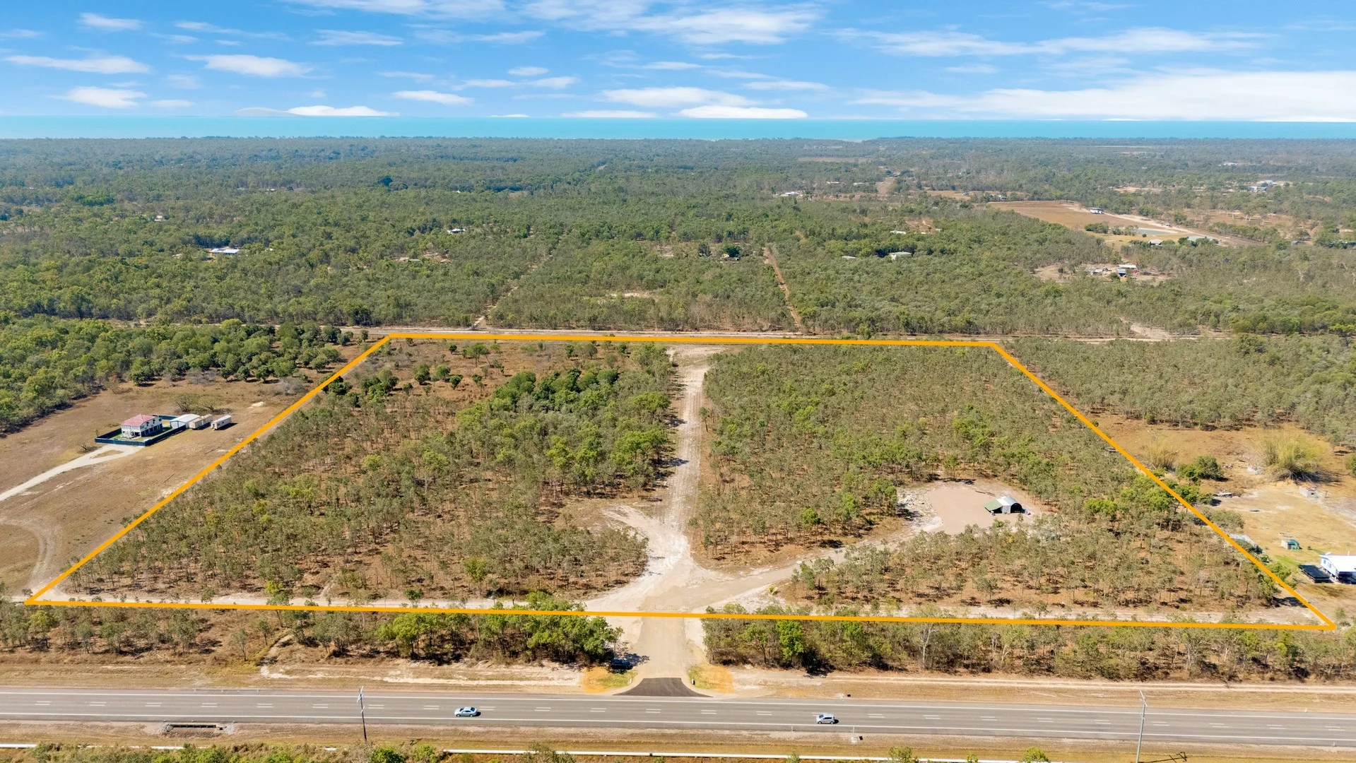 41634 Bruce Highway, Bluewater QLD 4818