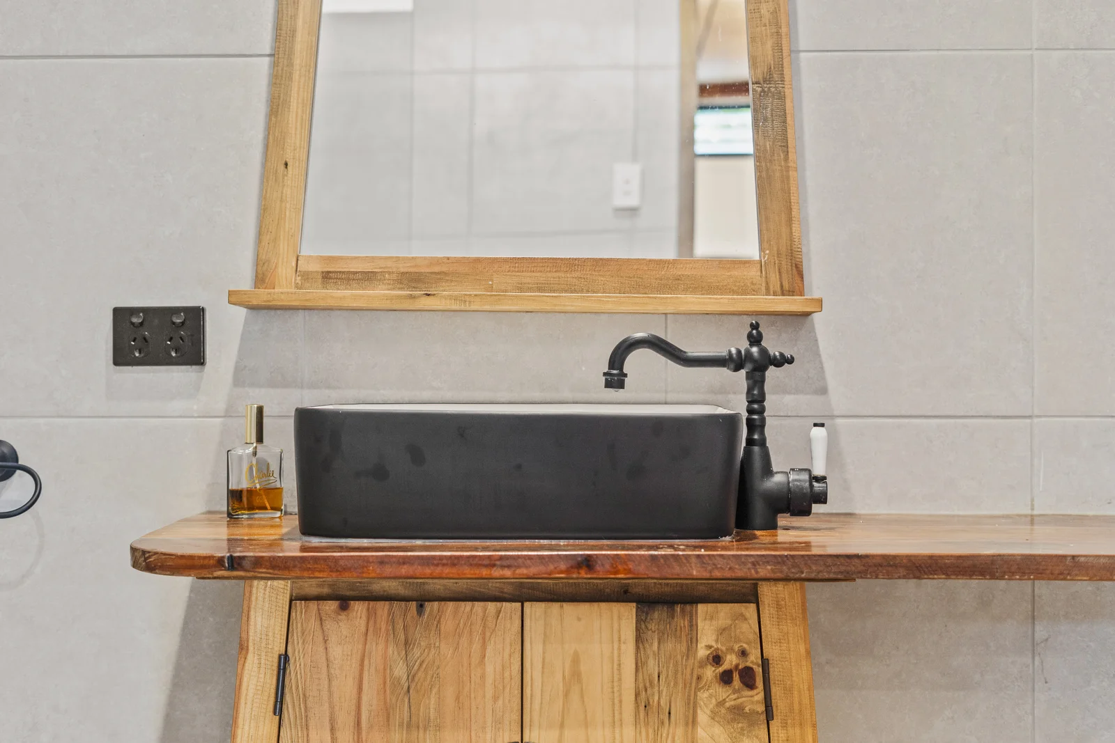 Additional image 39 of 18 Oxley Parade, Dunwich QLD 4183