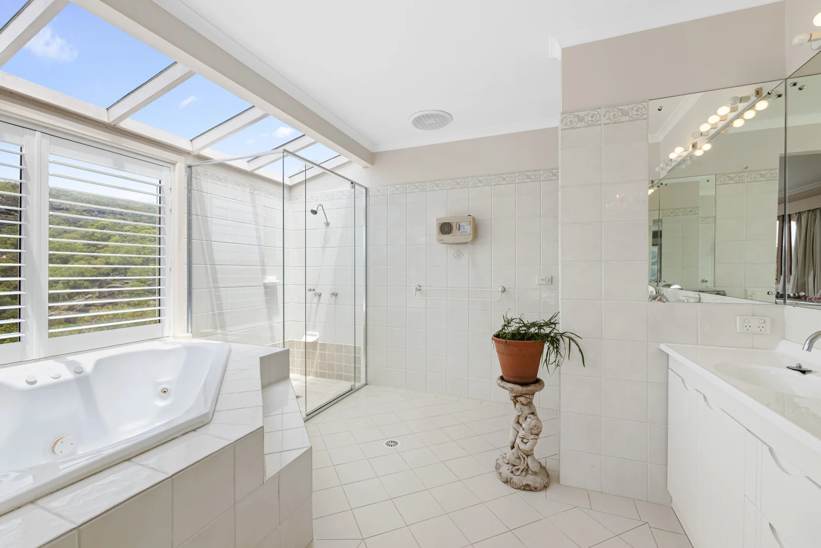 Additional image 11 of 1 Hawkesbury Crescent, Brooklyn NSW 2083