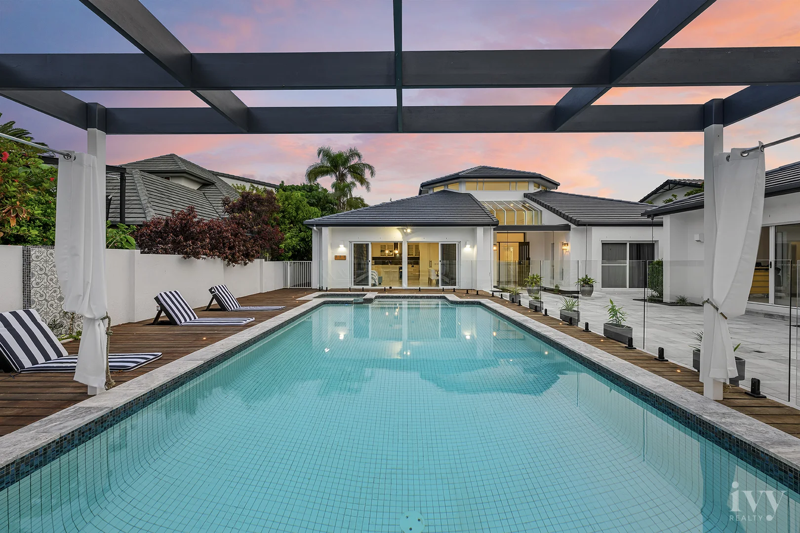 Additional image 23 of 4 Excalibur Court, Sovereign Islands QLD 4216
