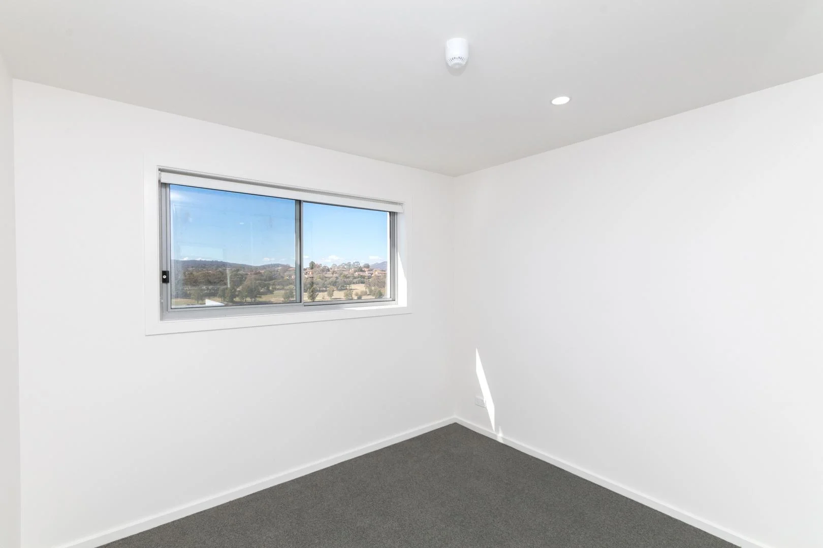 Additional image 6 of 1/15-17 Limburg Way, Greenway ACT 2900