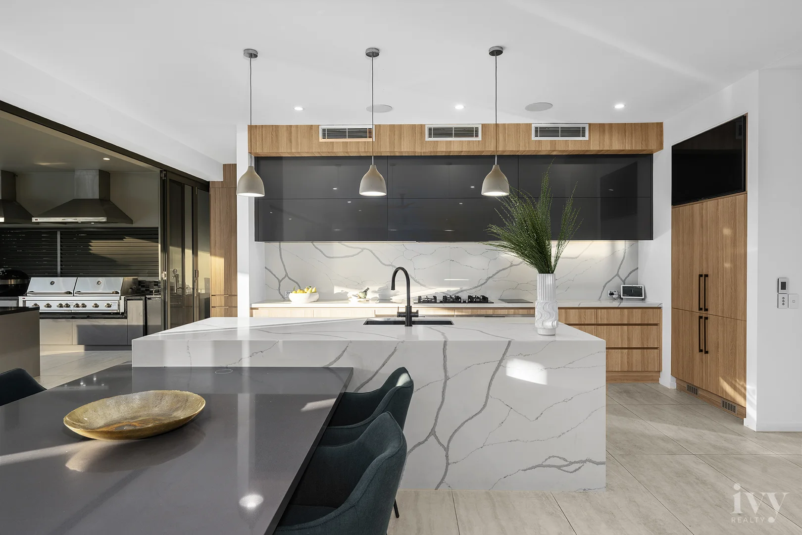 Additional image 5 of 2515 Cressbrook Drive, Hope Island QLD 4212