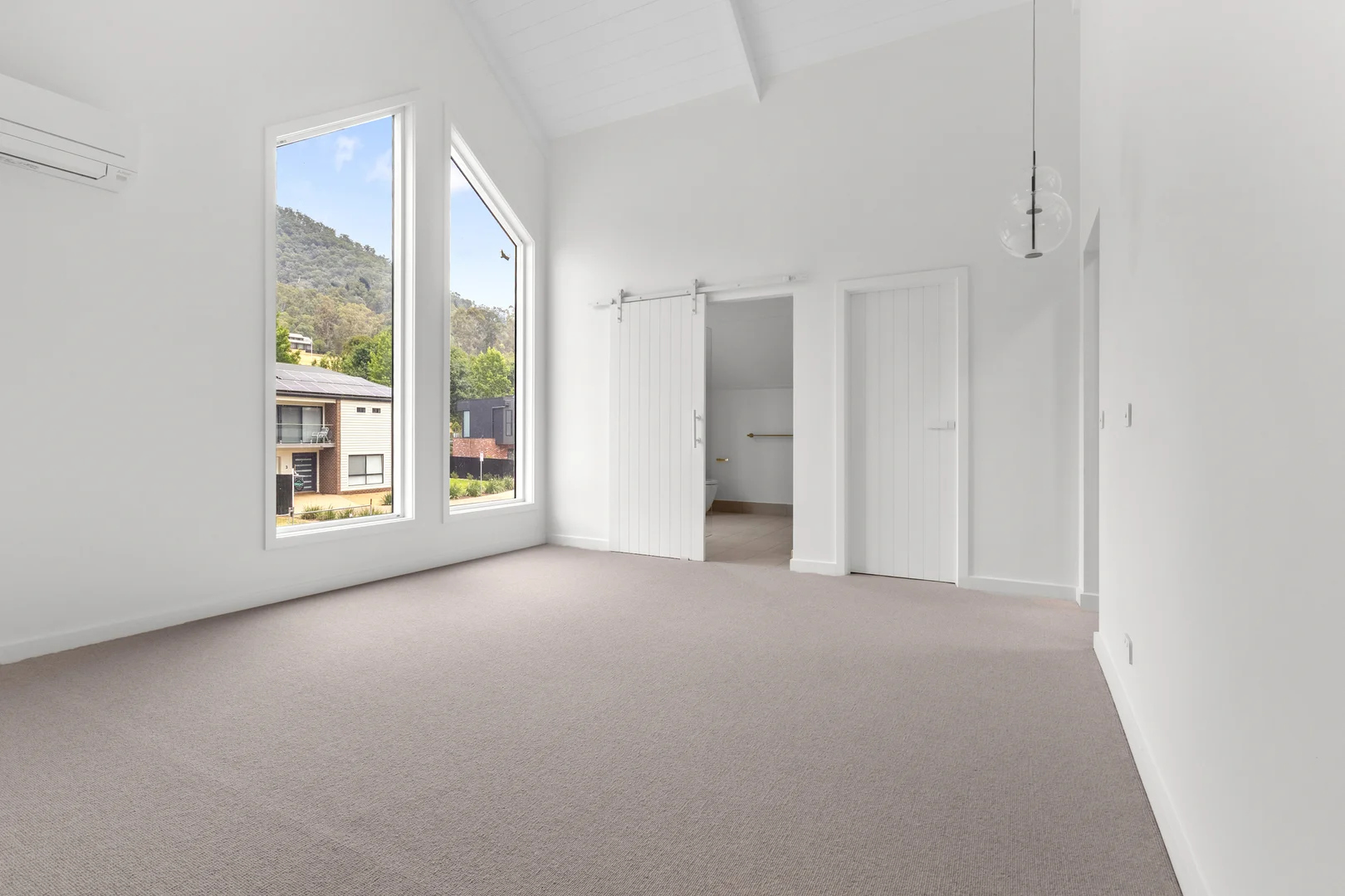 Additional image 13 of 2 Manning Place, Bright VIC 3741