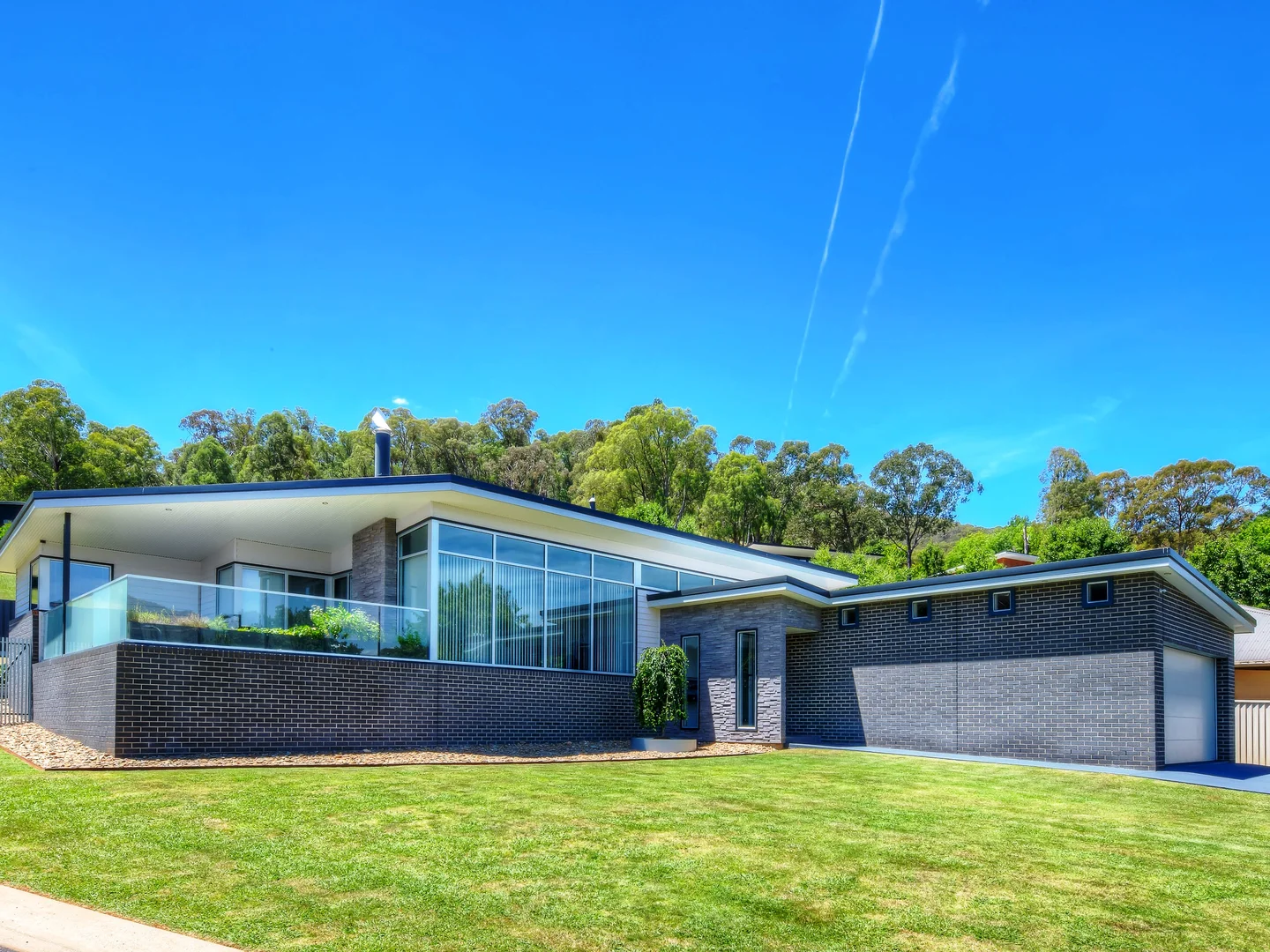 4 Mulligan Court, Bright VIC 3741