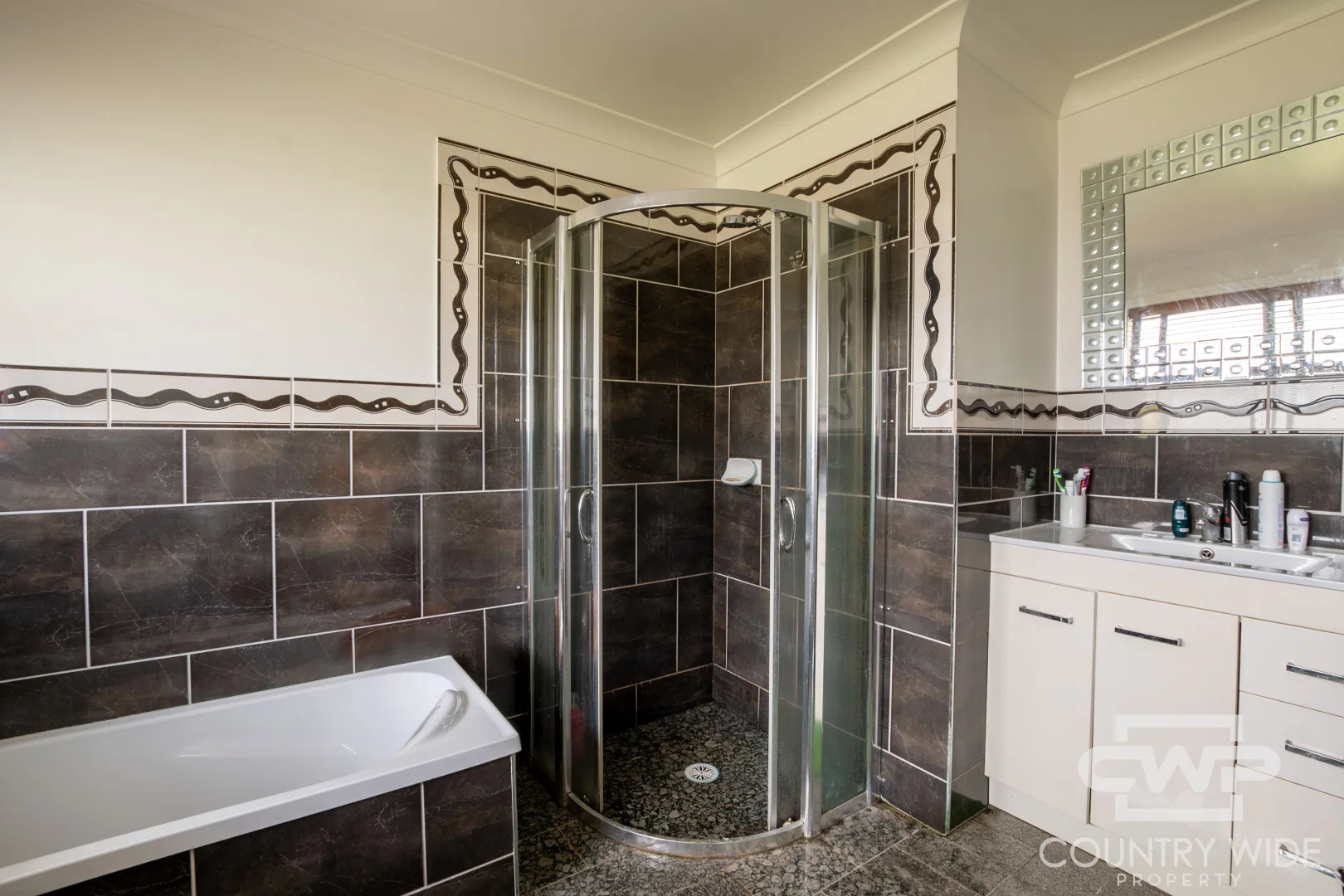 Additional image 15 of 423 Grey Street, Glen Innes NSW 2370