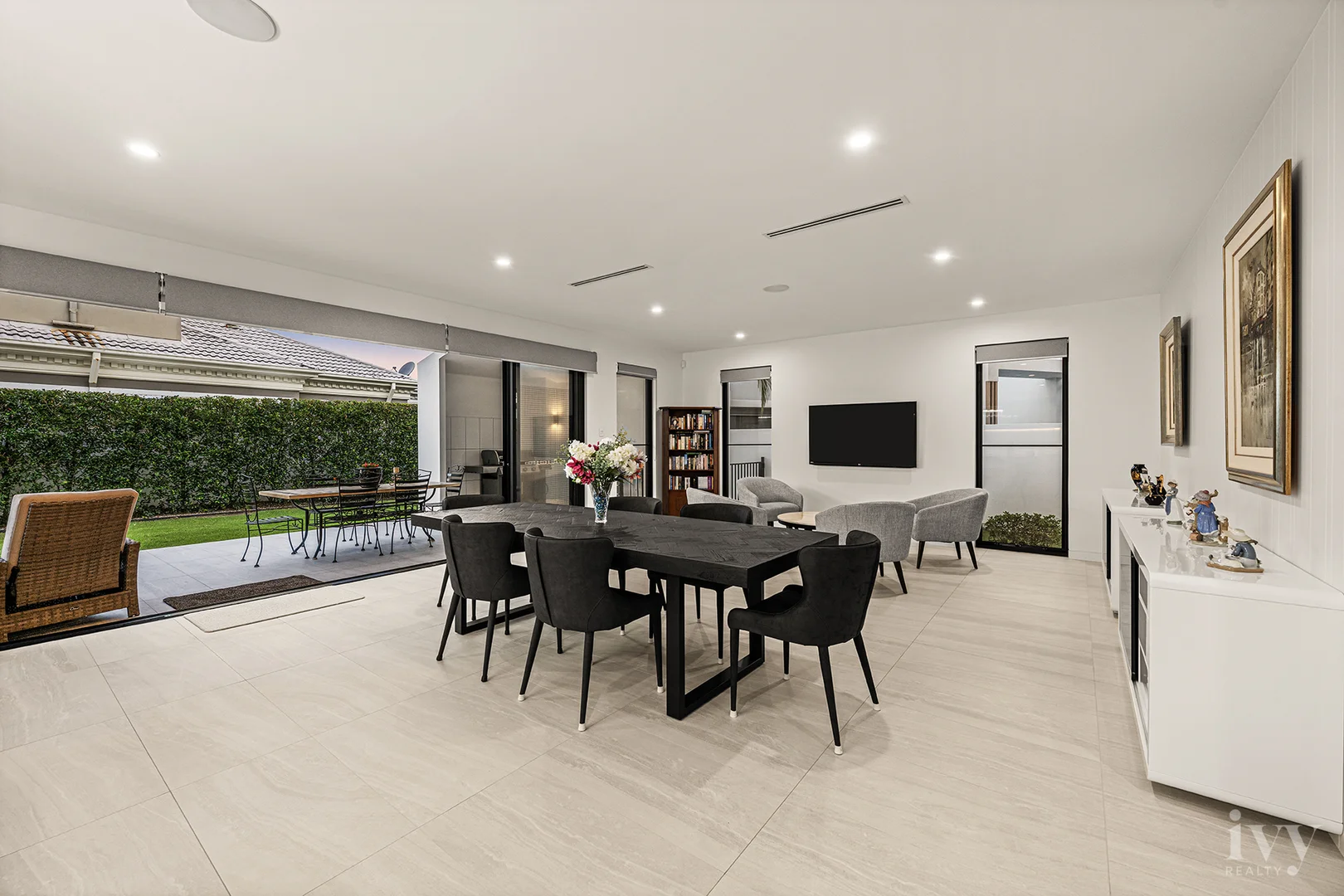 Additional image 5 of 10 Queen Guineveres Place, Sovereign Islands QLD 4216