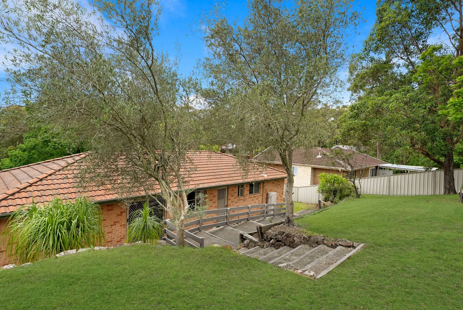 Additional image 16 of 5 Columbia Close, Woodrising NSW 2284