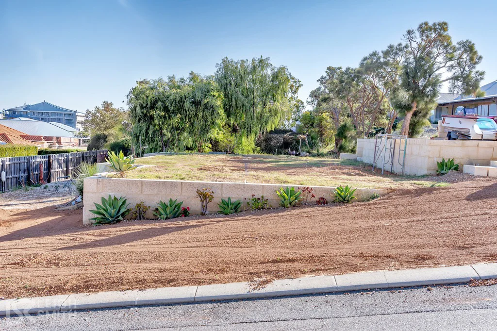 Additional image 8 of 1/4 Maywood Way, Wannanup WA 6210