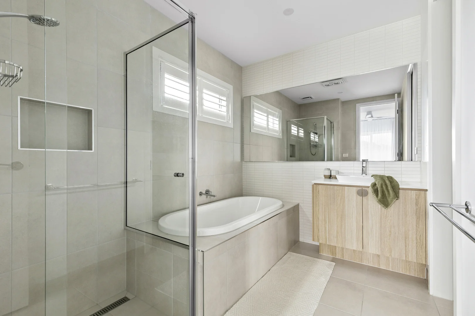 Additional image 9 of 71 Graylea Avenue, Herne Hill VIC 3218