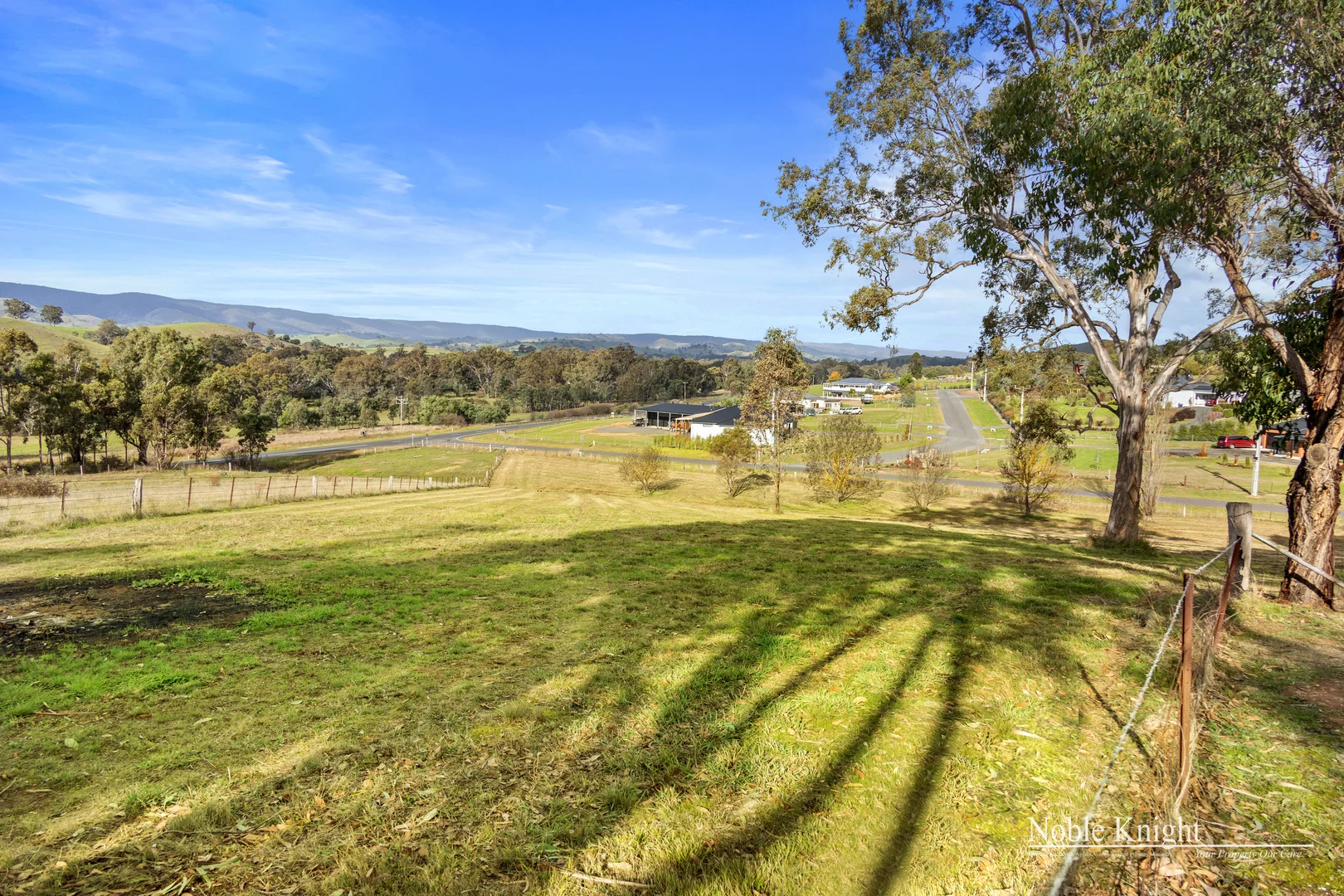 Additional image 3 of 2/18 Meadow Road, Yea VIC 3717