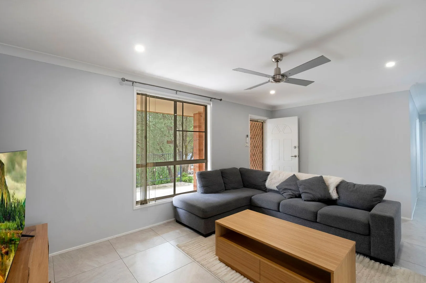 Additional image 7 of 5 Columbia Close, Woodrising NSW 2284