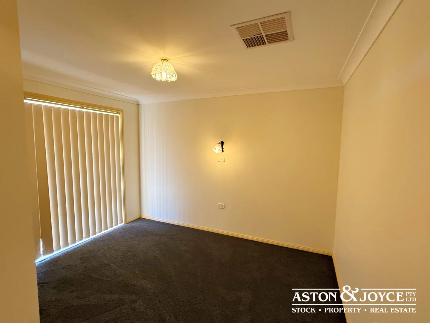 Additional image 13 of 5/26-28 Warraderry Street, Grenfell NSW 2810
