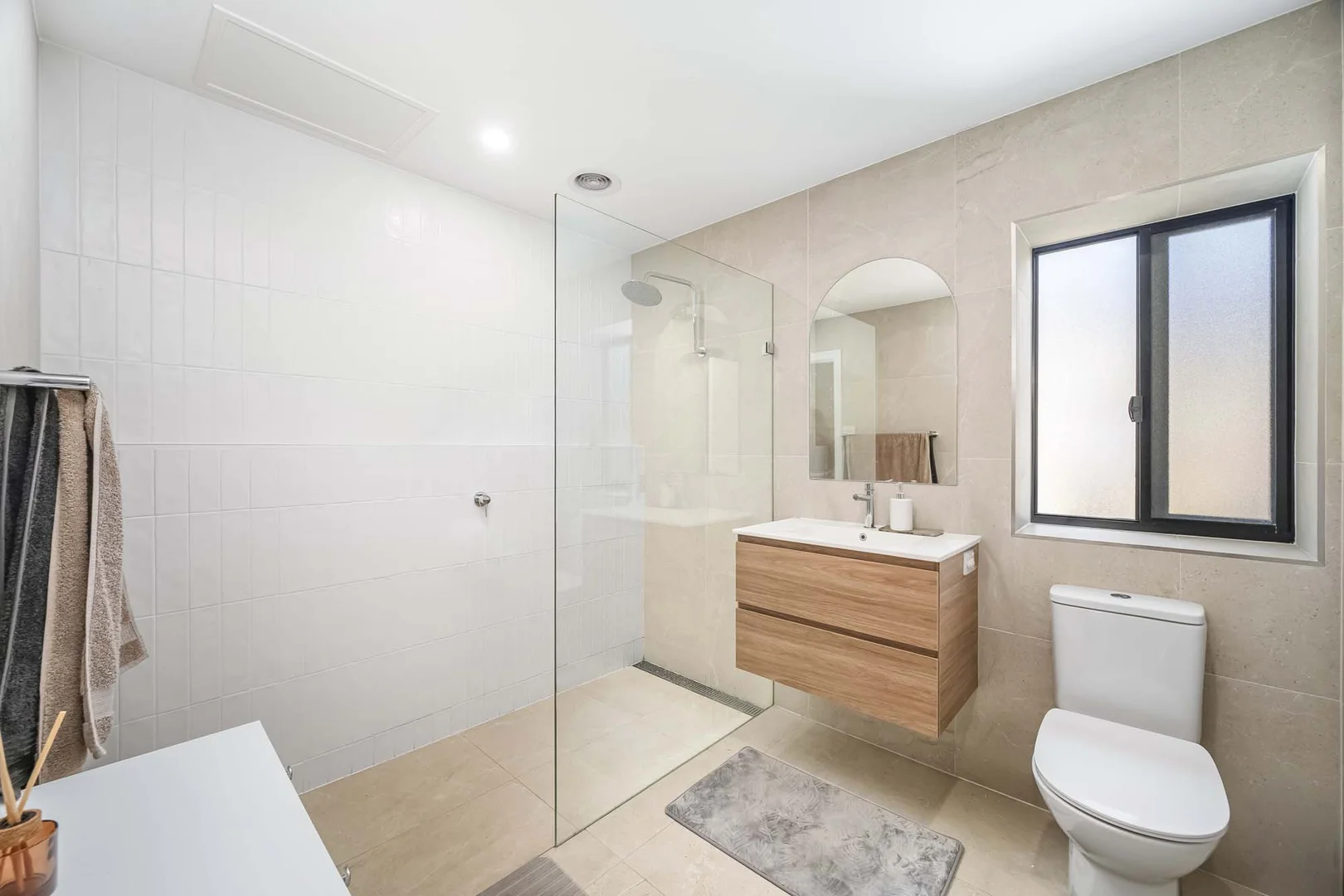 Additional image 14 of 172 Broadmeadow Road, Broadmeadow NSW 2292