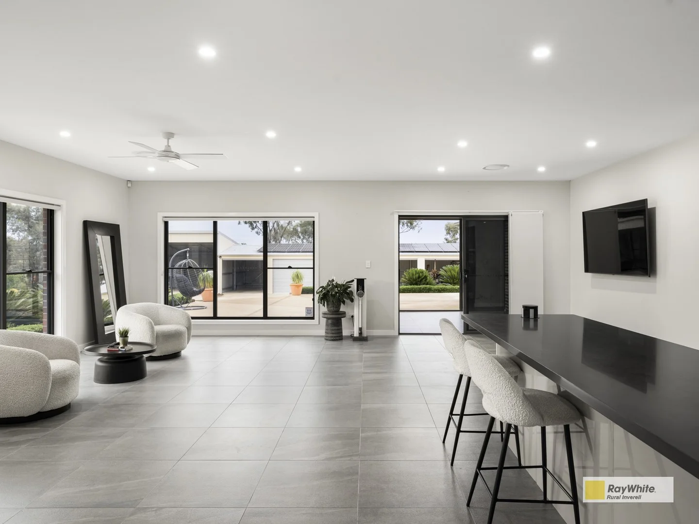 Additional image 3 of 11 Wolbah Close, Inverell NSW 2360