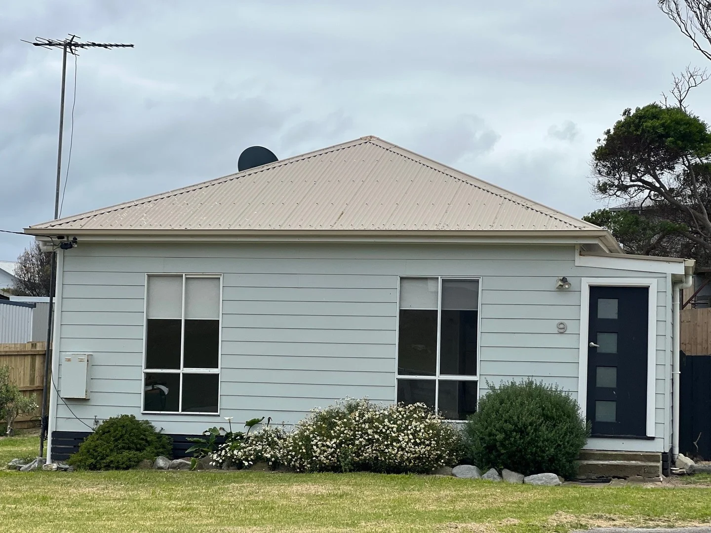 9 Ross Avenue, Currie TAS 7256