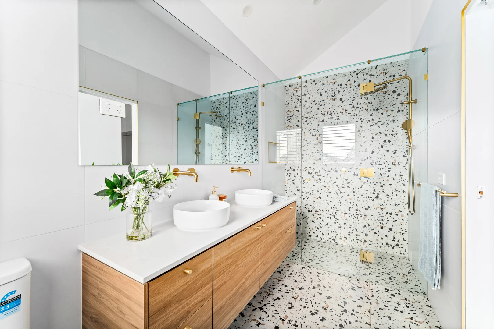 Additional image 4 of 16A MacDonald Avenue, Altona North VIC 3025