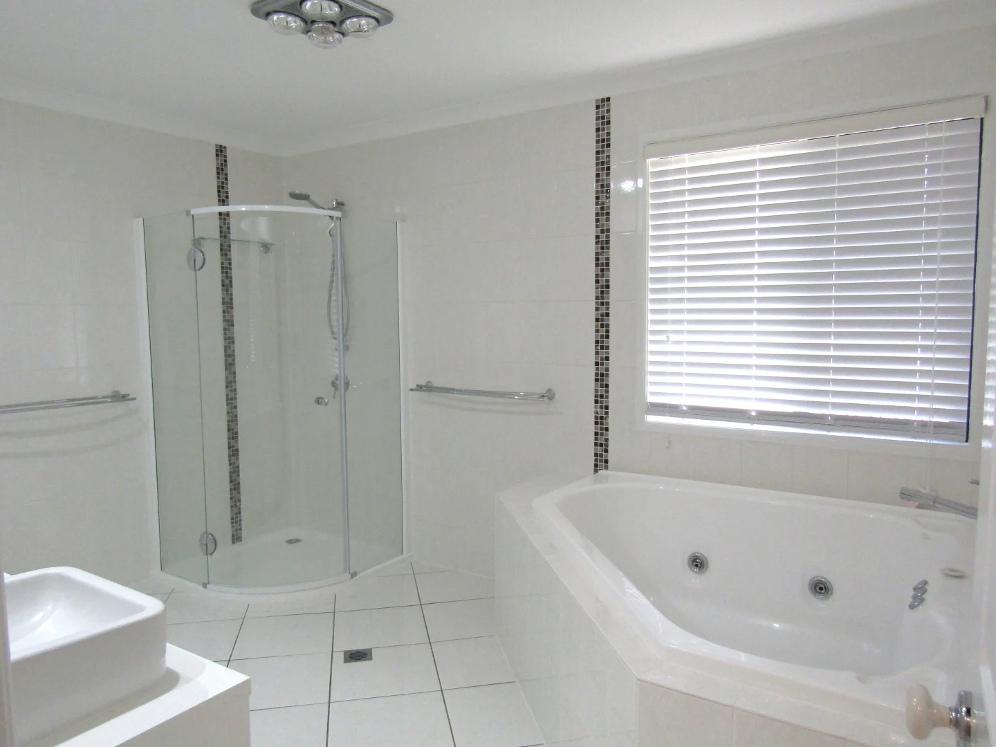 Additional image 19 of 36 Wey Street, Blackwater QLD 4717