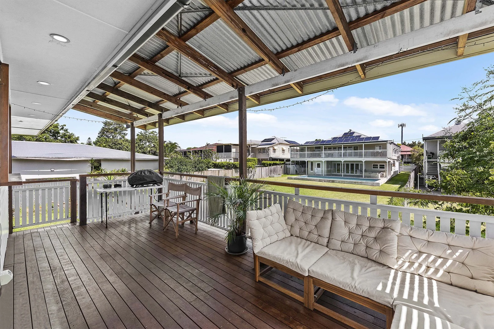 11 Almora Street, Wooloowin QLD 4030