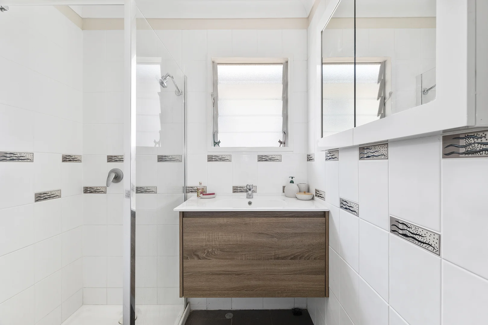 Additional image 17 of 6 Ocean View Avenue, Airlie Beach QLD 4802