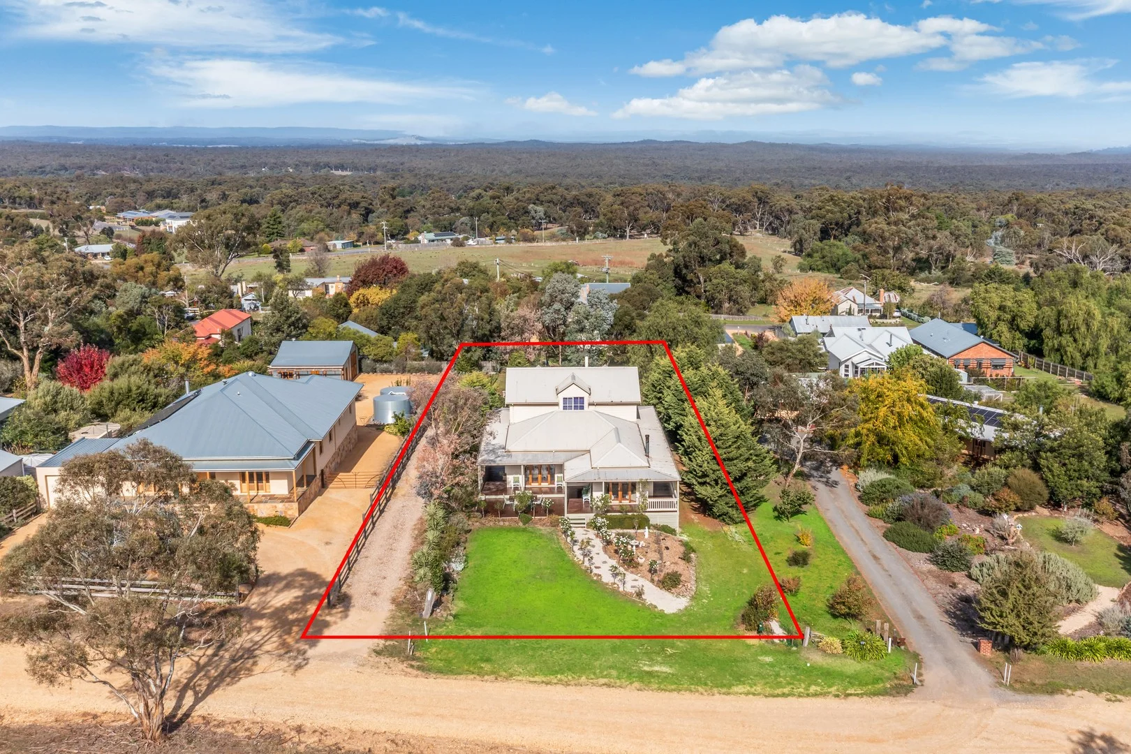 11 Roberts Street, Maldon VIC 3463