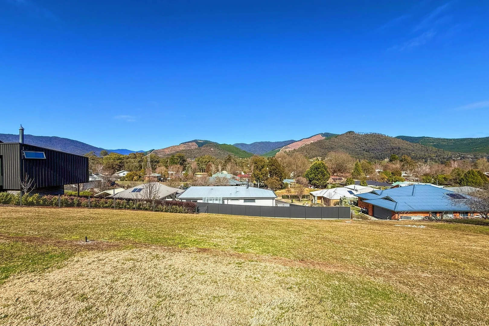 Additional image 8 of 13 Blue Hills Rise, Bright VIC 3741