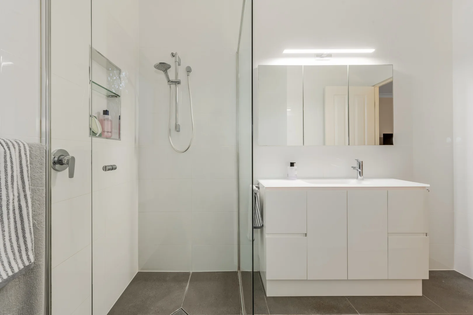 Additional image 10 of 981 Mount Crosby Road, Karana Downs QLD 4306