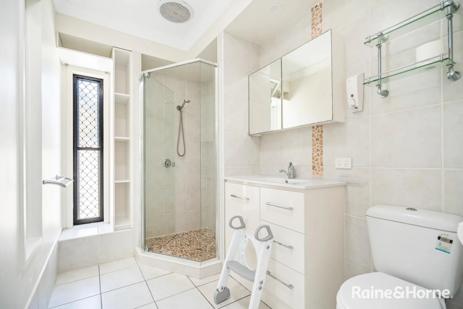 Additional image 7 of 21 Harrison Circuit, Urangan QLD 4655