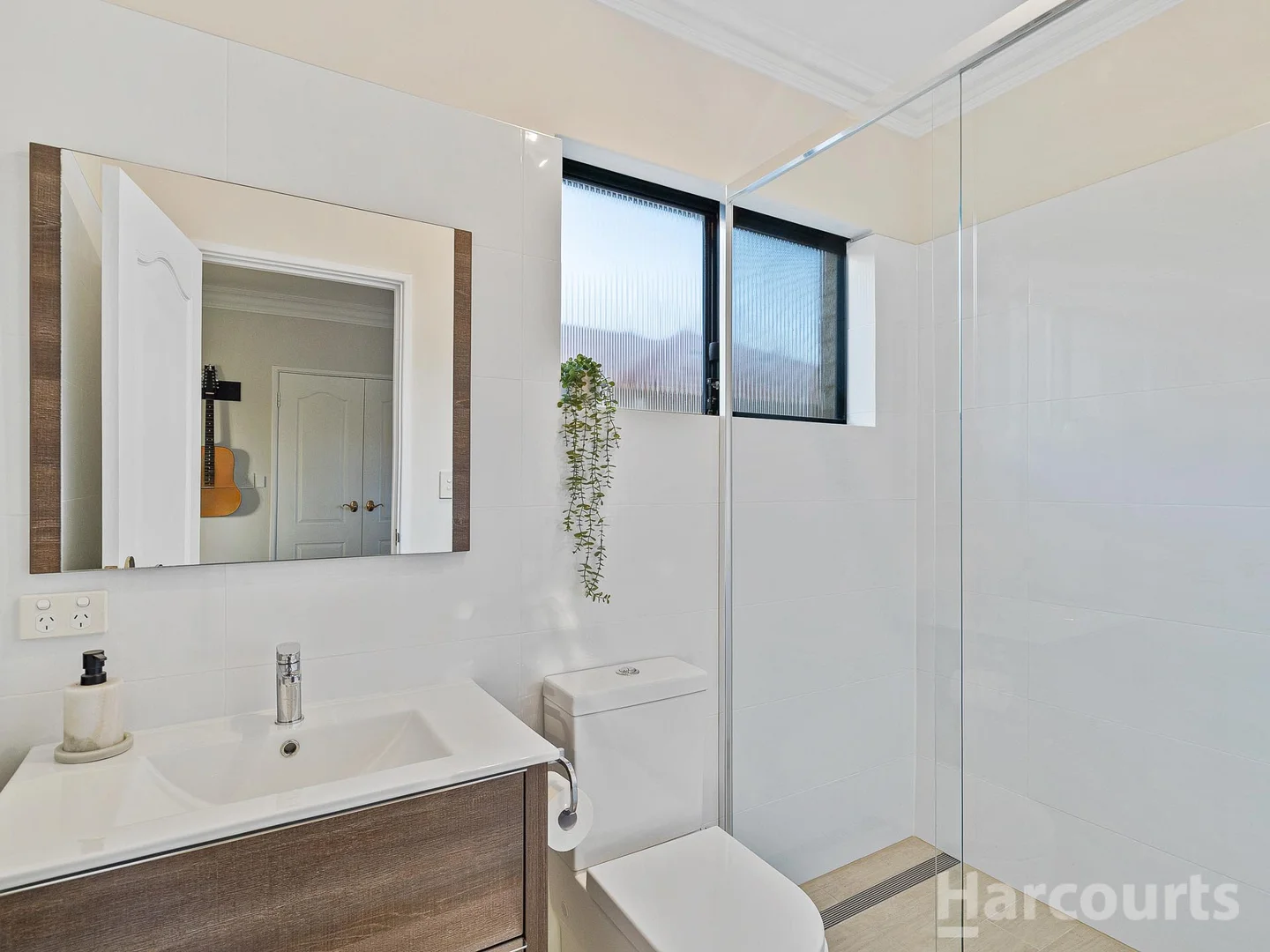 Additional image 28 of 23 Finistere Island Retreat, Halls Head WA 6210