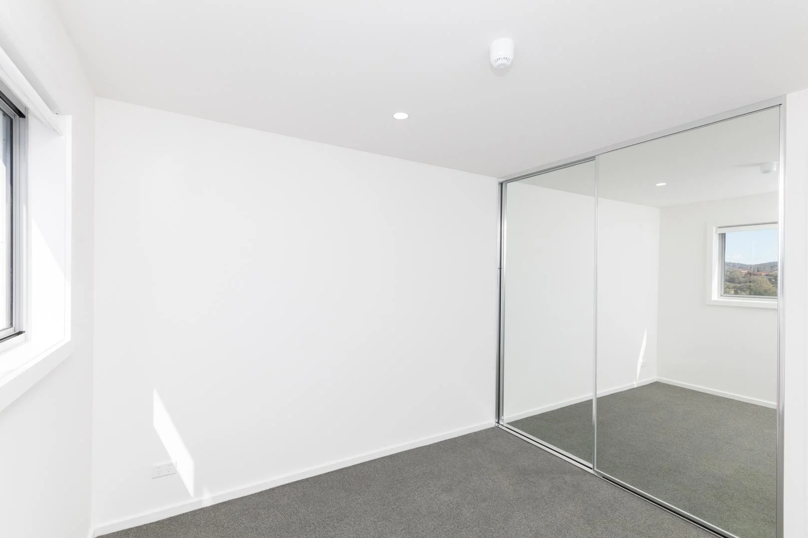 Additional image 7 of 1/15-17 Limburg Way, Greenway ACT 2900