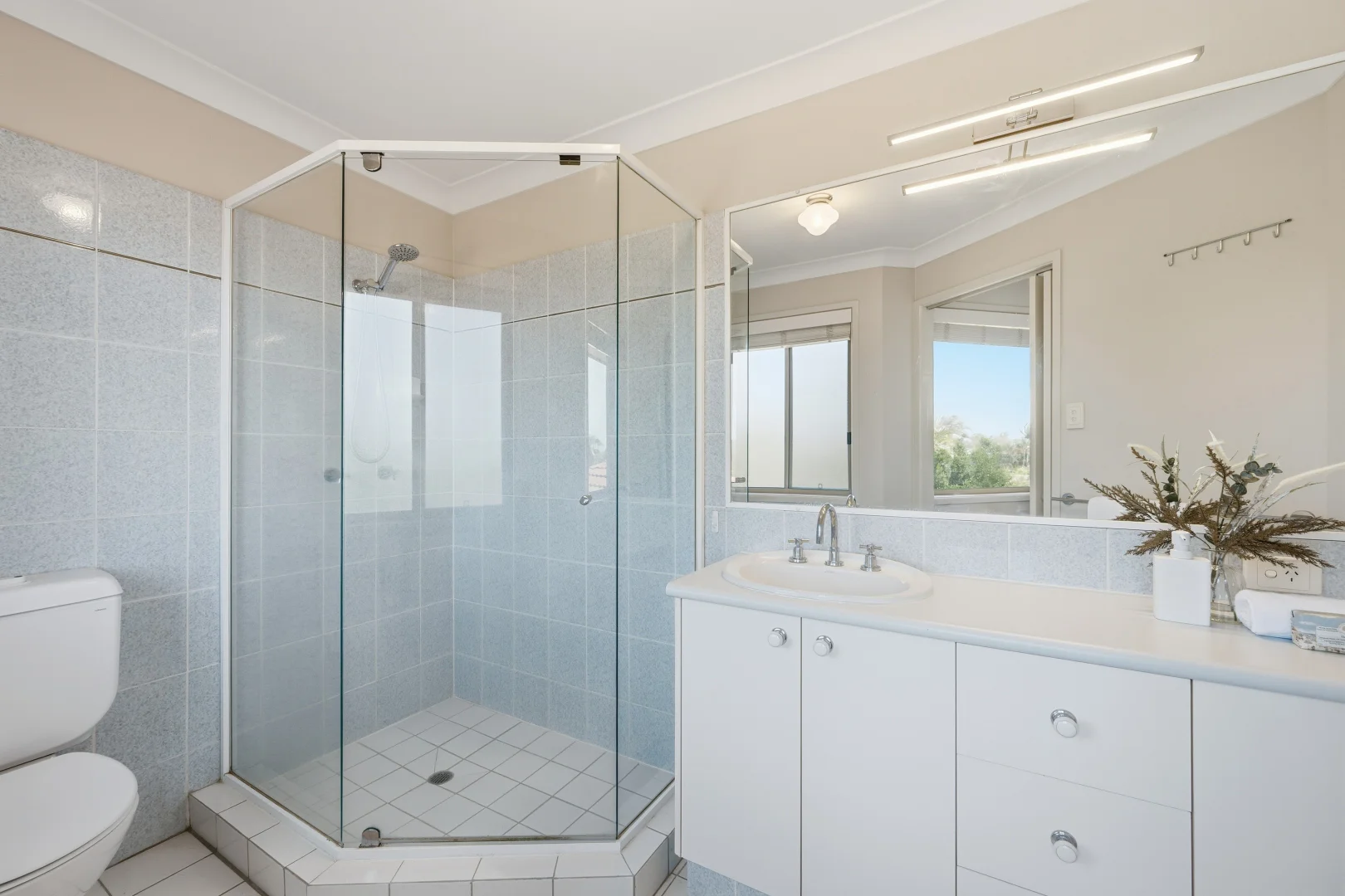 Additional image 17 of 14 Saint Andrews Court, Albany Creek QLD 4035